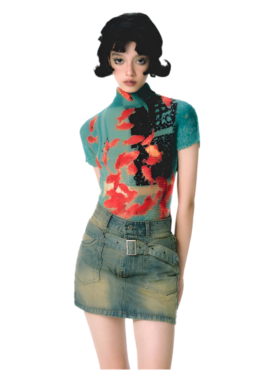 Veronica in Japan Mock Top