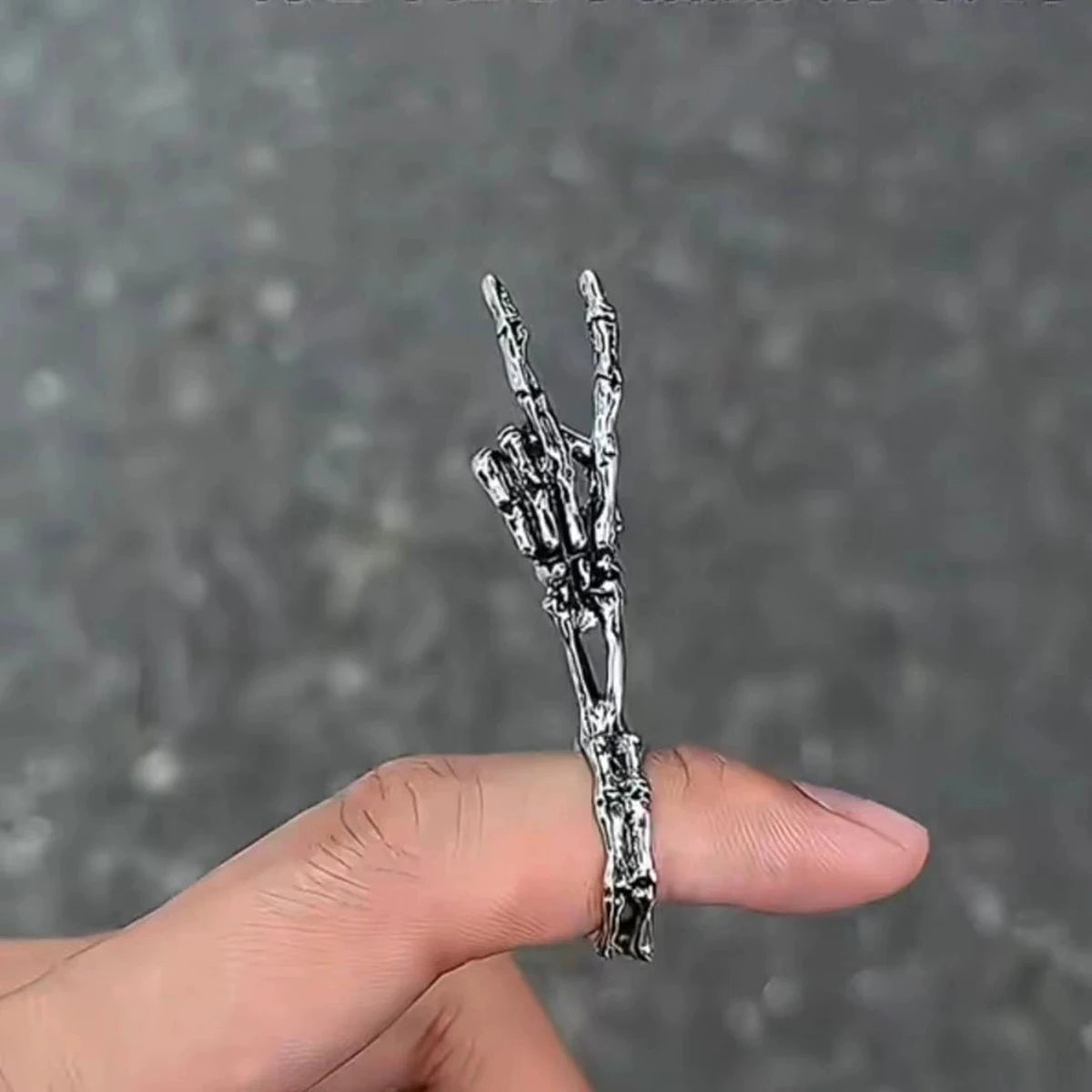 Skull Cigarette Holder Ring