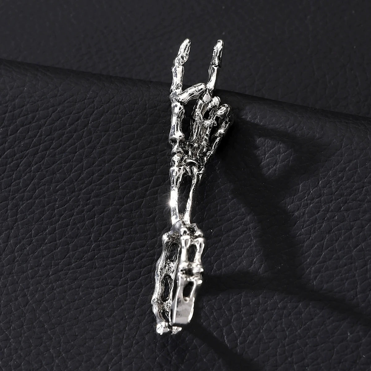 Skull Cigarette Holder Ring